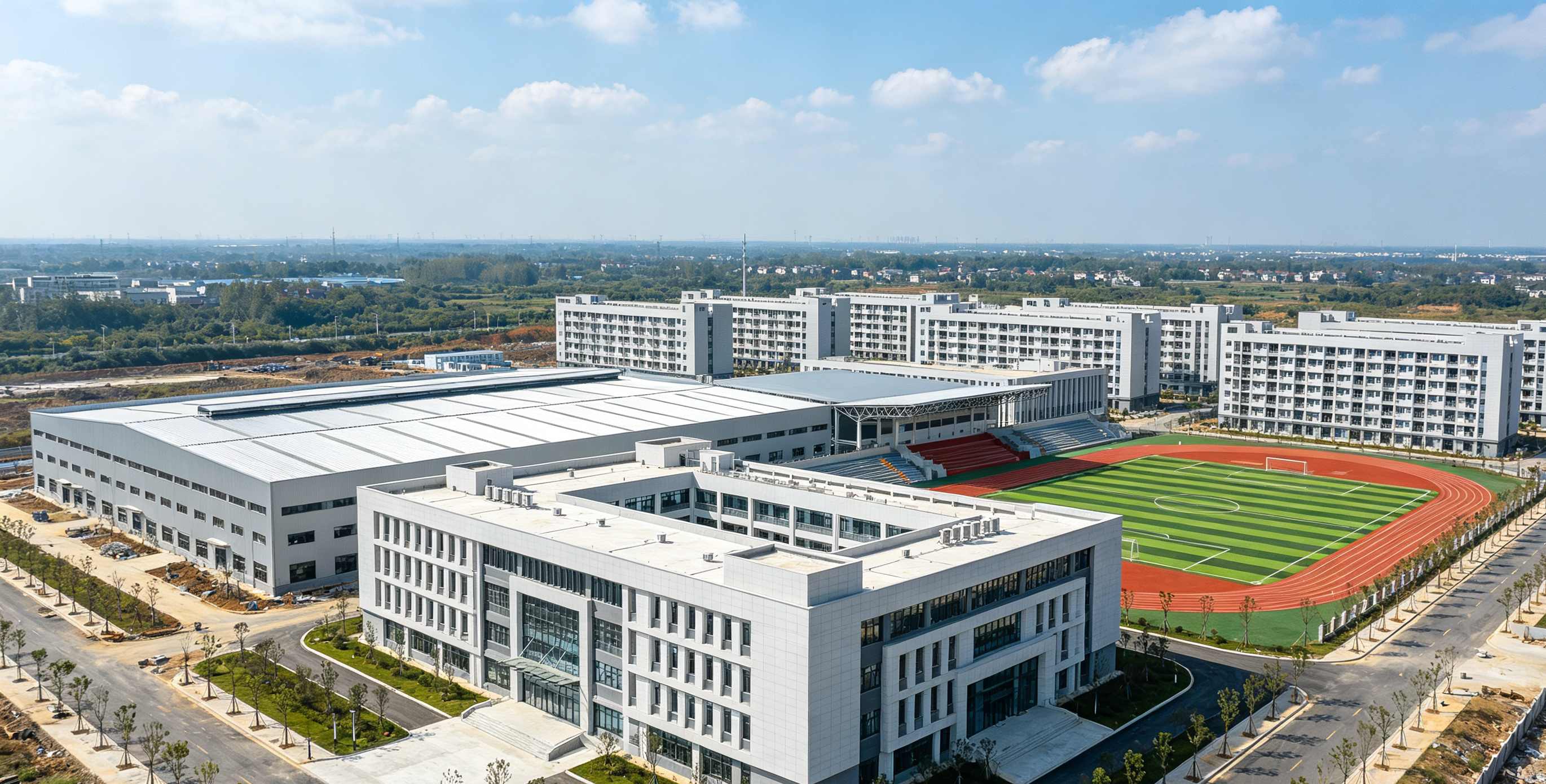 筑牢校园基建品质防线，鸿鸣建设高标准推进信阳技师学院新校区一期建设